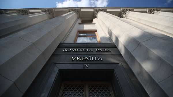 Депутат рады сообщил о проведении обысков у главы офиса Зеленского Ермака