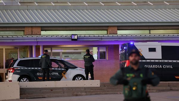 Испанский суд постановил заключить бывшего главу минтранса страны под стражу