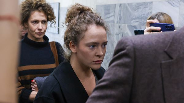 Суд приговорил Тарасову к 3 годам условно за контрабанду вейпа с каннабисом