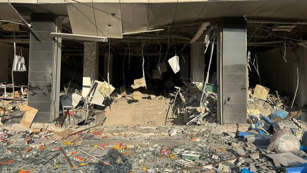 Названа возможная причина взрыва в бизнес-центре в Баку