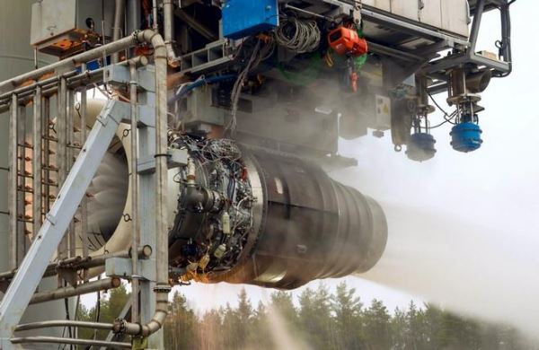 Надежность российского двигателя для «Суперджета» проверили в условиях ливней