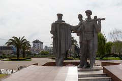 Российские подростки запустили фейерверки в парке Победы и поплатились