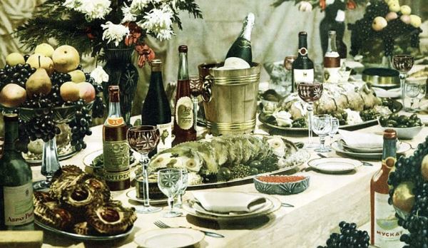 Русский колорит, джаз и кавказский шансон: что предложат отели Сочи на Новый год